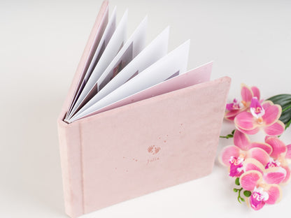 Roza žametni dojenčkov album – otroška fotoknjiga za deklico