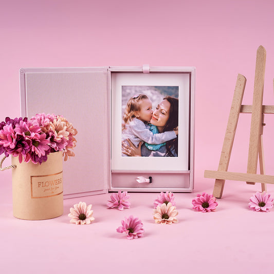 SPOMINSKA ŠKATLA Z ART FOTOGRAFIJAMI