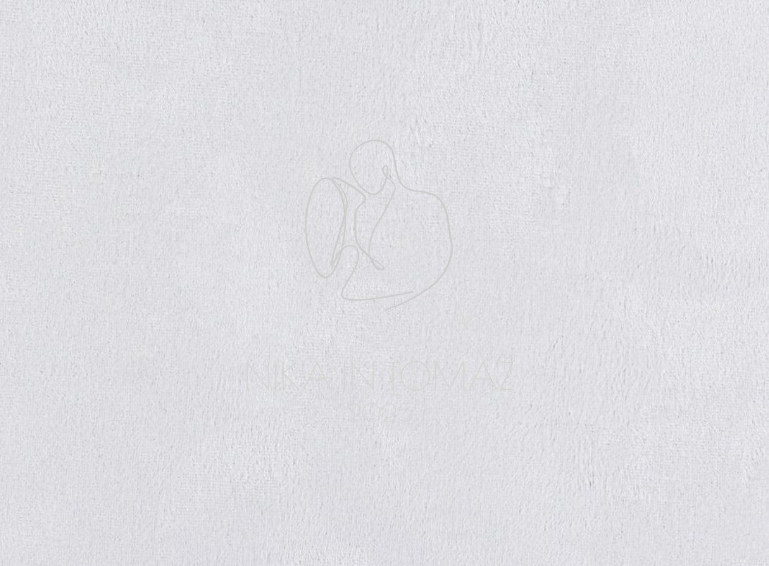 VALENTINOV PAKET | Žametna škatlica za USB + mini fotoknjiga