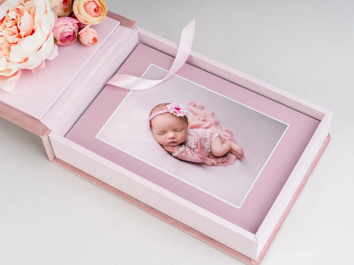 Naloži videoposnetek: spominska škatla za dojenčka